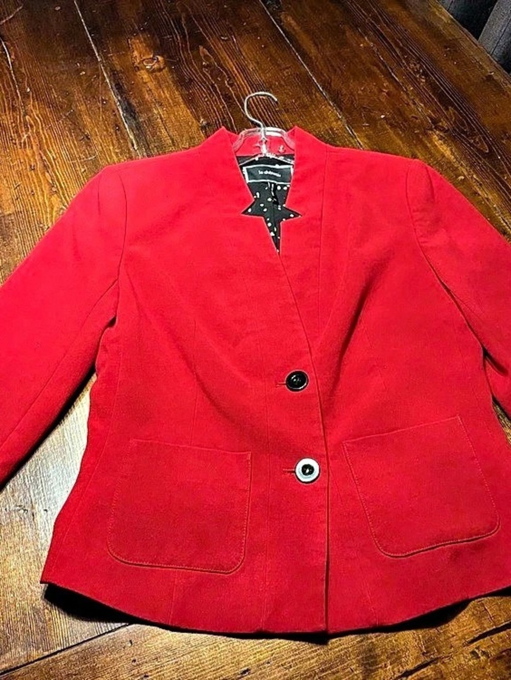Le Château Red Blazer